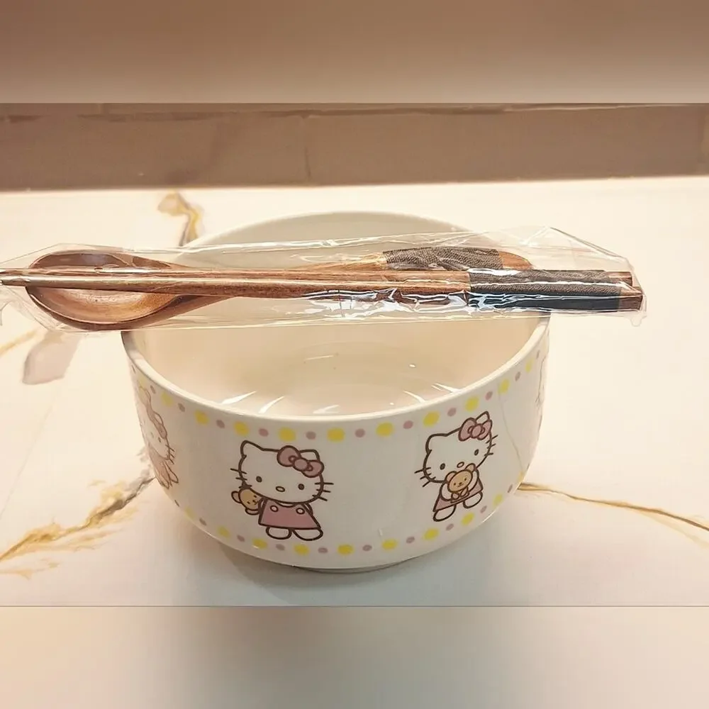 Hello Kitty Ramen Bowl with Chopsticks & Spoon NWT